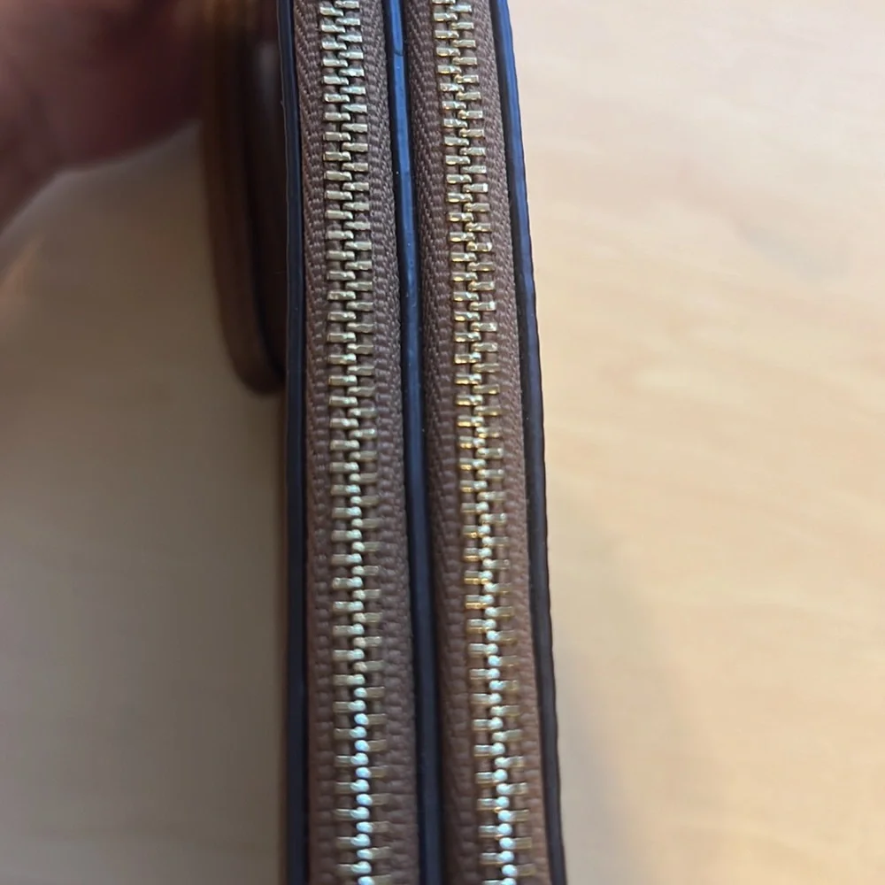 Coach Pebble Leather Wallet Wristlet - Picture 3 of 5